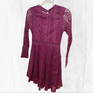 Whyte Eyelash maroon lace dress mini